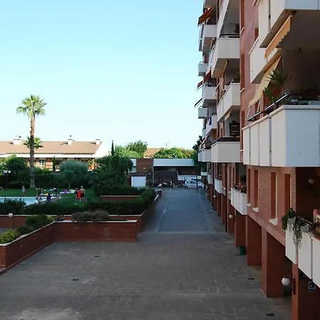Appartement Near The And Port Marina Of Premia *